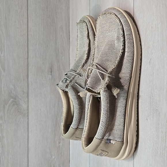 Hey Dude Men's Wally Free Beige Casual Slip On Loafers Flats Sz 13 - Picture 2 of 11